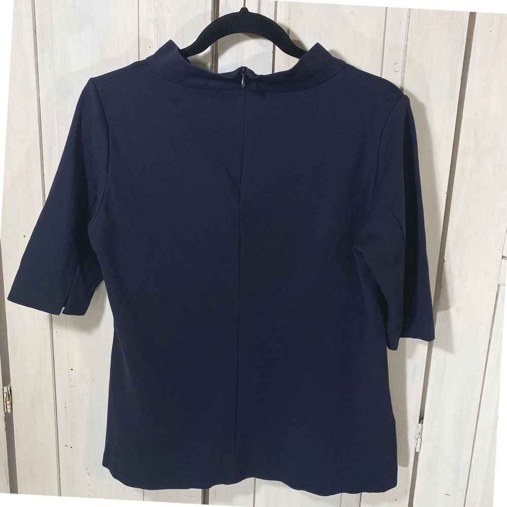 Neiman Marcus Mock Neck Stretch Knit Top Size 8 Navy Blue Quiet Luxury Classic